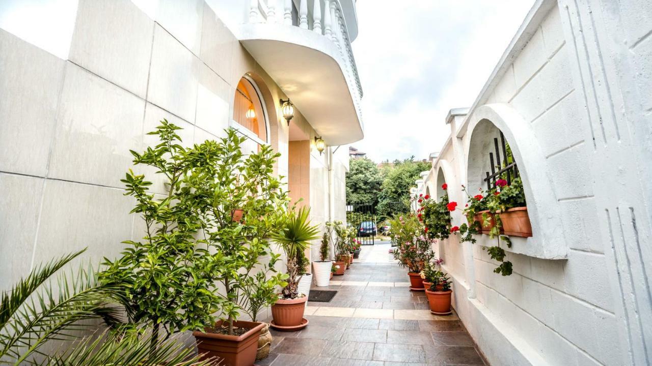 Hotel Yanis Lozenets ภายนอก รูปภาพ