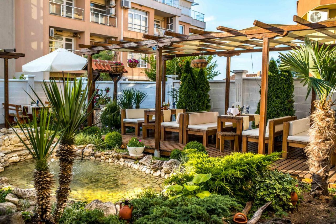 Hotel Yanis Lozenets ภายนอก รูปภาพ