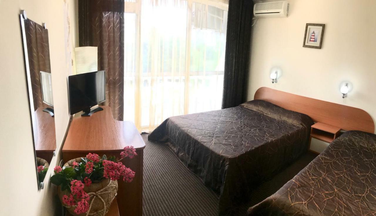 Hotel Yanis Lozenets ภายนอก รูปภาพ